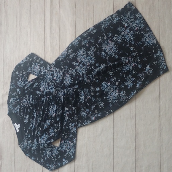 Motherhood Dresses & Skirts - MOTHERHOOD FLORAL LONG SLEEVE DRESS